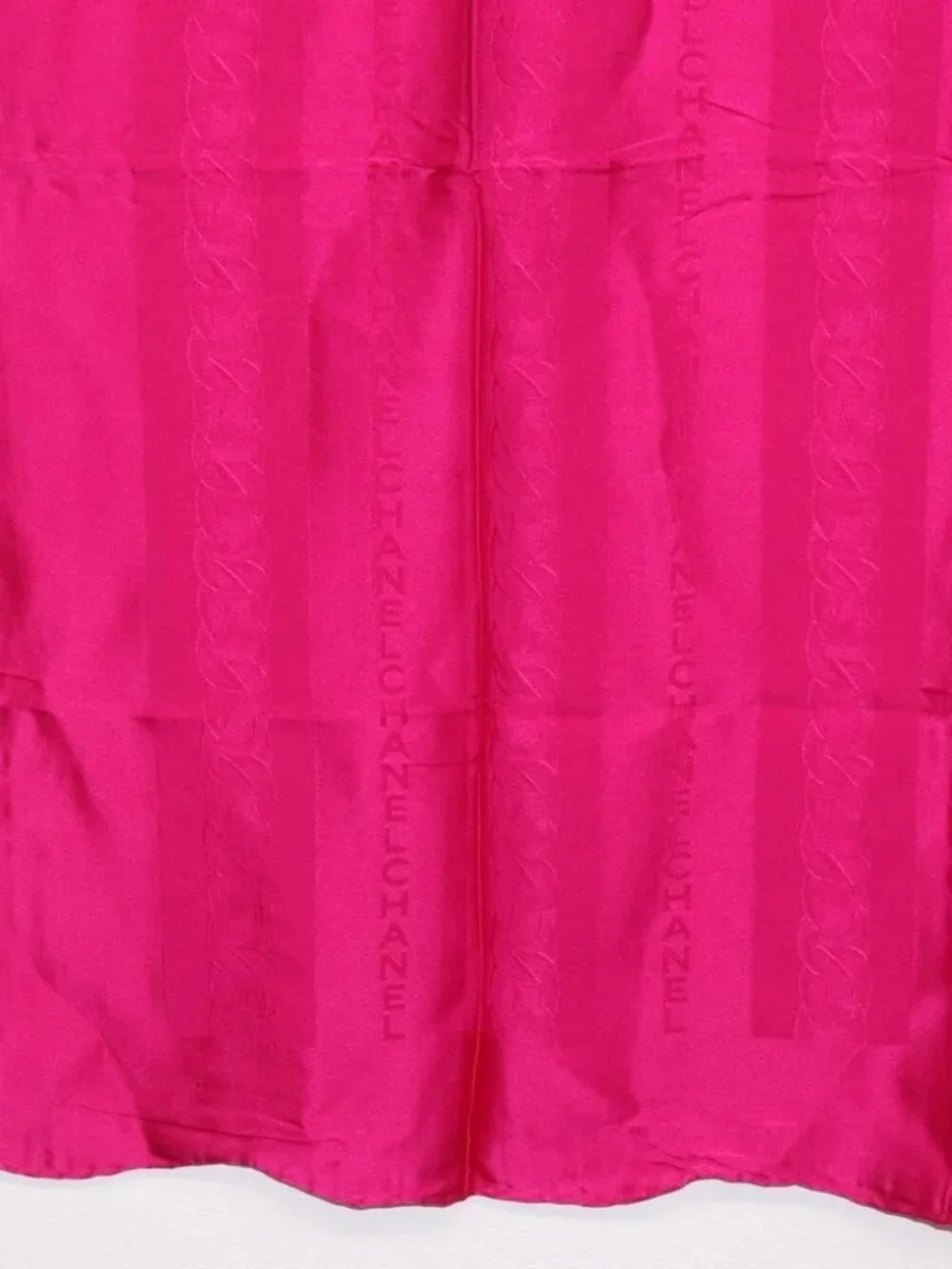 CHANEL Scarf Silk Pink CC Auth 174657A